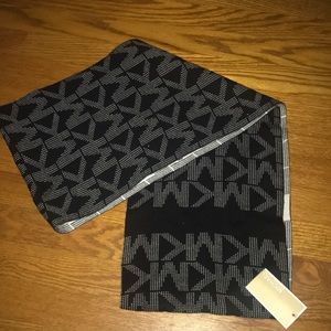 Michael Kors Infinity Scarf